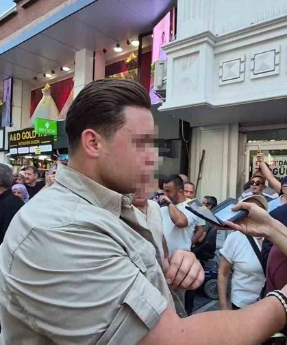 Özgür Özel'in Eskişehir programında koruma krizi: Aynı koruma yine basını hedef aldı