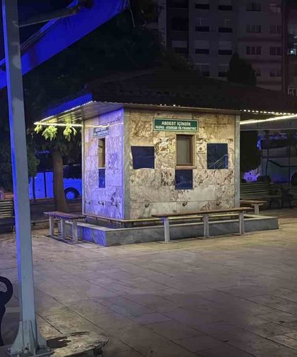 Şadırvanda baygın haldeki şahsa din görevlisi müdahale etti