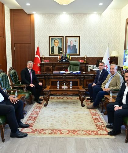 MHP İl Başkanı Sezer'den Vali Erdinç Yılmaz'a Ziyaret