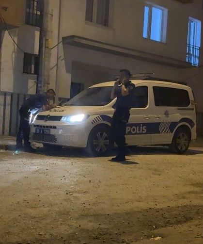 Yakınlarının haber alamadığı 40 yaşındaki adam evinde ölü bulundu, polis inceleme başlattı