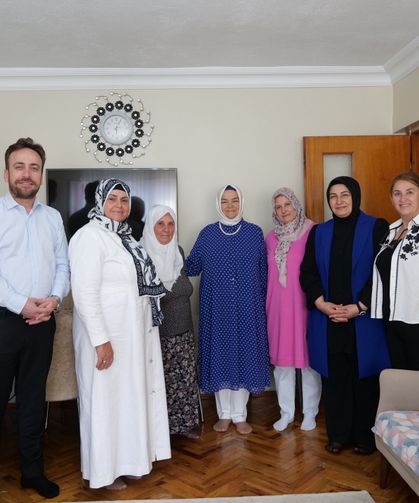Gürcan Tepebaşı Bölgesinde AK Parti Üyelerini Hanelerinde Ziyaret etti