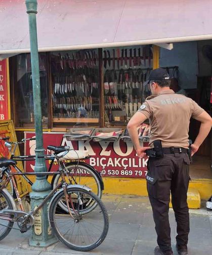 Dengesini kaybederek bodrum kata düşen yaşlı adam yaralandı