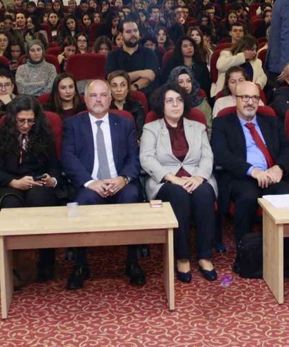 ESOGÜ Hukuk Fakültesi'nde 2026-2027 Akademik Yılı törenle açıldı