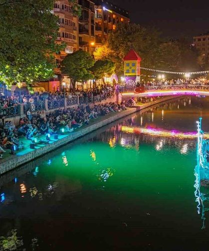 Uluslararası Eskişehir Porsuk Festivalin'de renkli günler sürüyor