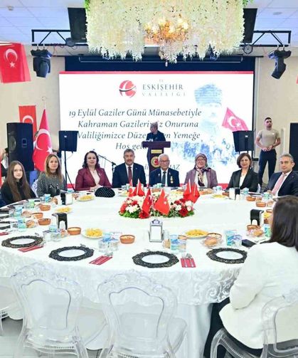 Vali Yılmaz'dan gaziler onuruna yemek programı
