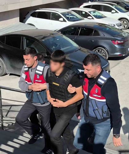 Amcasını silahla vurarak öldüren çocuk tutuklandı