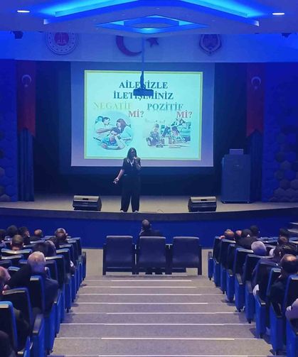 Cezaevindeki tutuklu ve hükümlülere aile içi iletişim semineri verildi