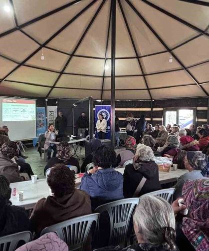 Eskişehir Büyükşehir Belediyesinden kadın çiftçilere 'Katma Değerli Üretim Eğitimi' verildi
