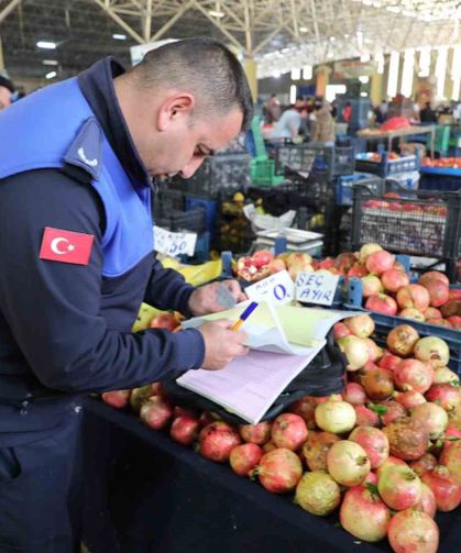 Odunpazarı Belediyesi'nden pazarlarda elektronik tartı denetimi