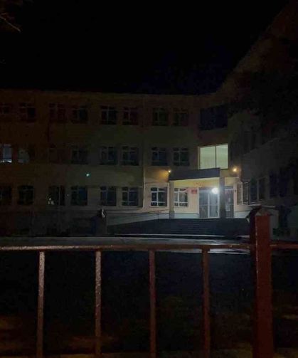 Okul bahçesinde baba ve oğlunun darbedilip bıçaklanmasına ilişkin davaya devam edildi