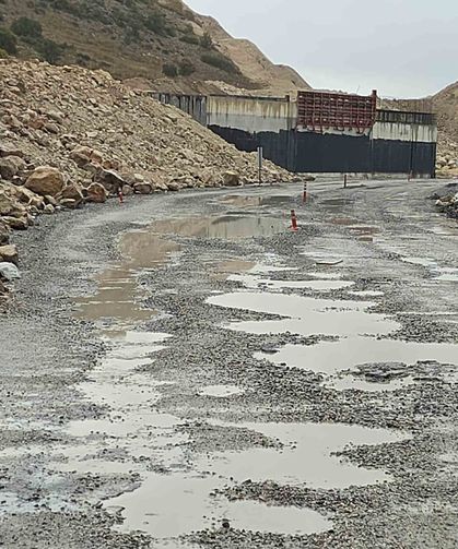 Seyitgazi-Kırka bağlantı yolunun onarılması bekleniyor