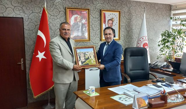 Erzurumlular'dan Hikmet Çelik'e ziyaret