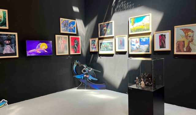 Anadolu Üniversitesi GSF 40. yılını "Yörüngeler" sergisiyle kutladı