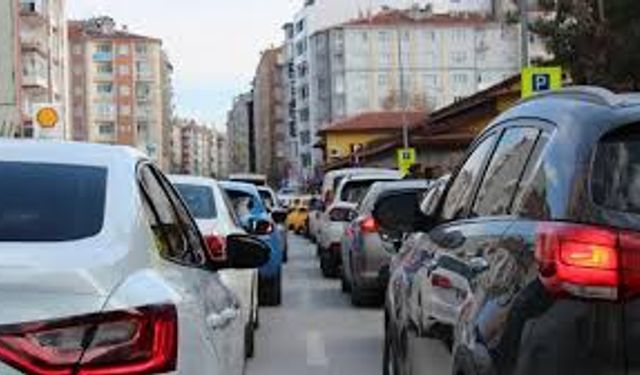 Eskişehir’deki araç sayısı 2 bin 420 adet artarak 379 bin 374 ’e ulaştı