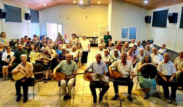 Eskişehir’de Meşk Derneği Korosu, sanatçı Ali Erdoğdu’yu türkülerle andı