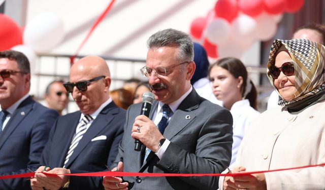 Ali Güven Turizm Mesleki ve Anadolu Lisesi açıldı