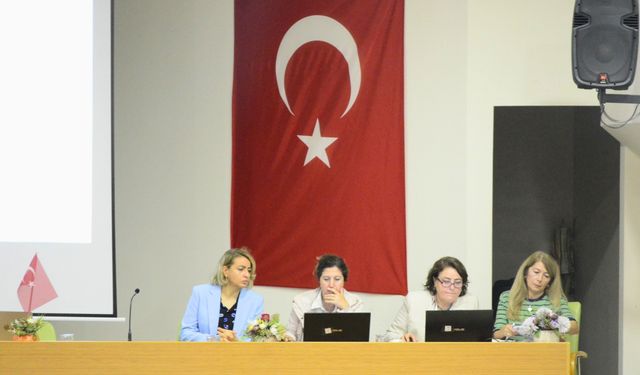 'Tanıdan Tedaviye Güncel Yaklaşımlar' eğitimi Yunus Emre Devlet Hastanesi'nde başladı