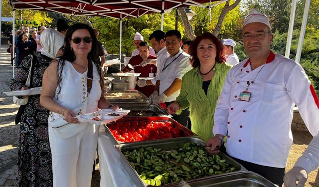 ESOGÜ Hastanesi Çalışanları Pilav Gününde Buluştu