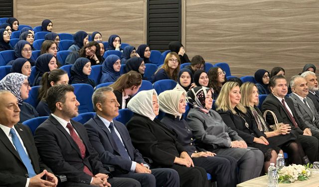 Ayşen Gürcan, Kız Çocukları için Engellileri Aşan Bilim Paneline katıldı