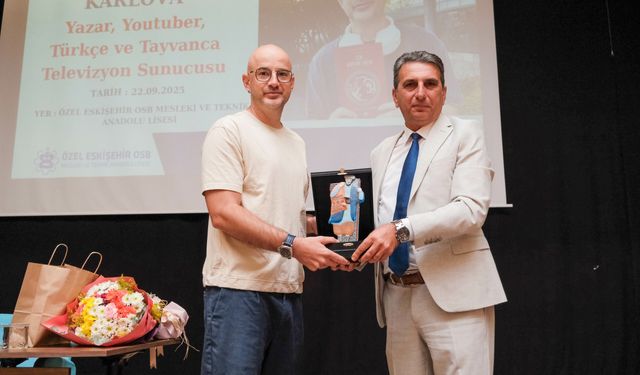 “TAYVAN ADAM” Rıfat KARLOVA, Özel EOSB Mesleki ve Teknik Anadolu Lisesi’nde Öğrencilerle Buluştu