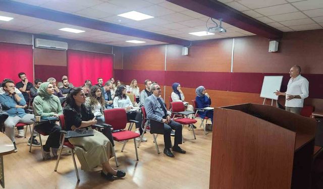 Tütün bağımlılığı tedavisi eğitimi düzenlendi