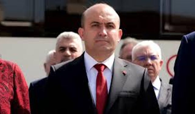 Başkan Albayrak, A Milli Erkek Voleybol Takımı'nı tebrik etti