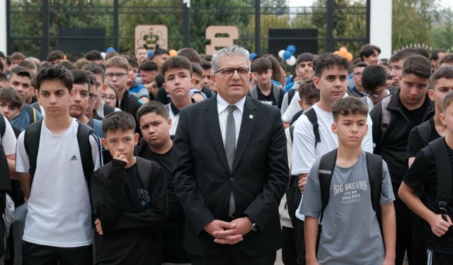 TÜRKİYE’nin Gözde Meslek Lisesinde Yeni Dönem Görkemli Açılışla Başladı