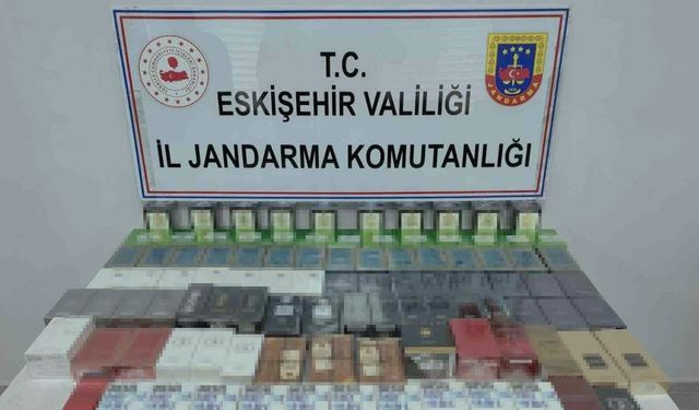 Toplam değeri 550 bin TL olan 164 adet kaçak parfüm ele geçirildi