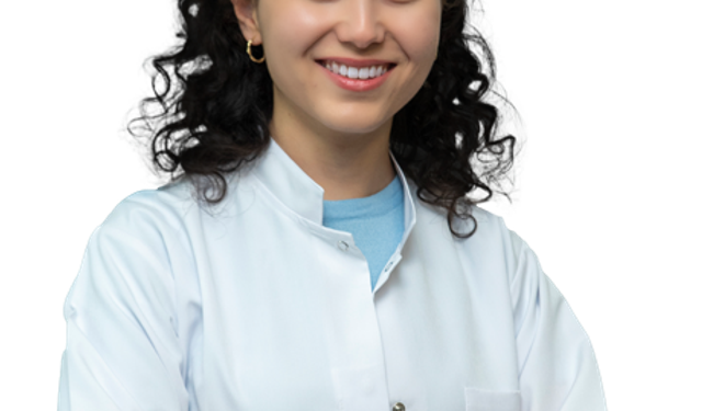 Diş Hekimi Hayrunnisa Batur: "Sosyal medya, gülüş estetiği talebini arttırdı"