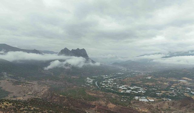 Sisli Bozaniç Kayaları’nda kartpostallık görüntüler