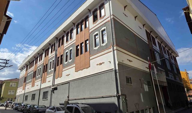 Kütahya İl Sağlık Müdürlüğü yeni hizmet binasına taşındı