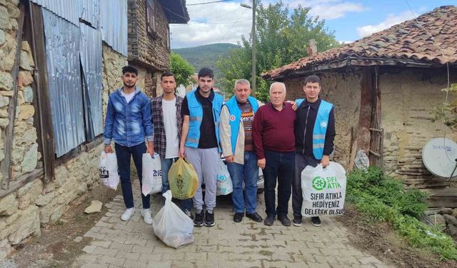 Köpenez köyündeki evleri yanan ailelere yardım eli