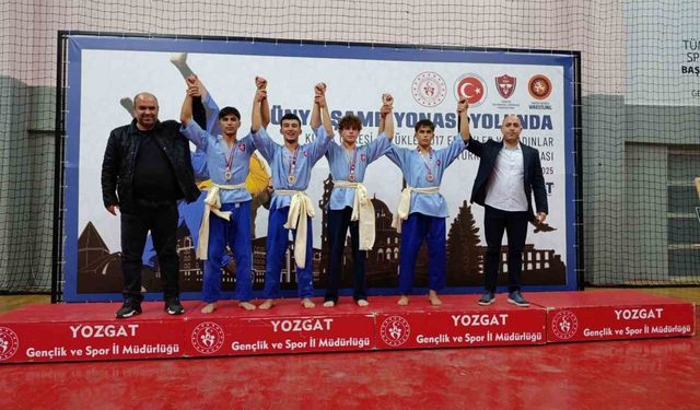 Bilecikli güreşçi Mikail Zaloğlu’ndan Türkiye şampiyonluğu