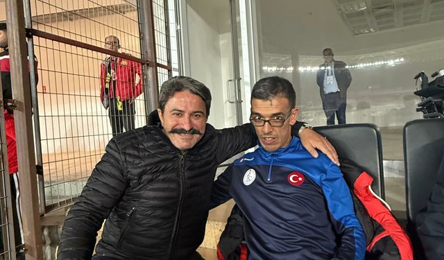Paralimpik Sporcu ES-ES Maçını GSB il Müdürü Hasan Kalın ile birlikte izledi