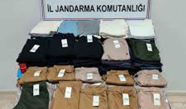 650 bin TL değerinde sahte kıyafet ele geçirildi
