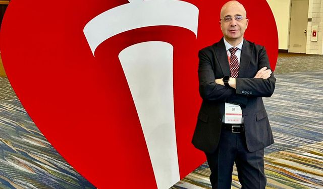 Prof. Dr. Bülent Görenek, Amerikan Kardiyoloji Birliği Kongresi’de Türkiye’yi temsil etti.