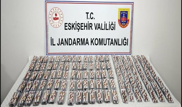 Jandarma tarlada 5 bin 488 adet sentetik hap ele geçirdi