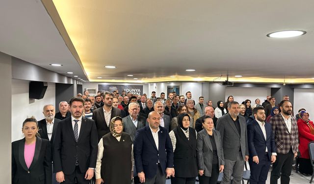 AK Parti'de Milletvekili Ayşen Gürcan 'ın katılımı ile Daraltılmış İlçe Danışma Meclisleri toplandı