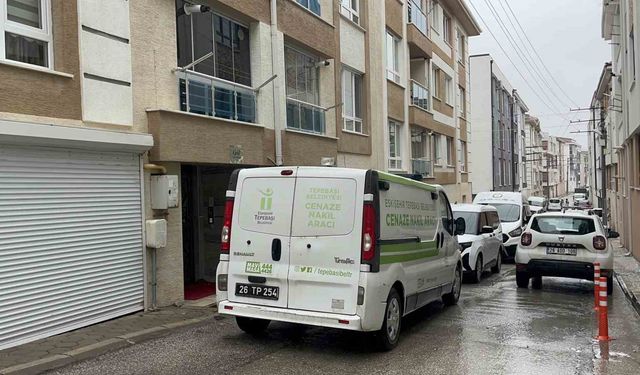 Eskişehir'de 27 yaşındaki gencin şüpheli ölümü araştırılıyor