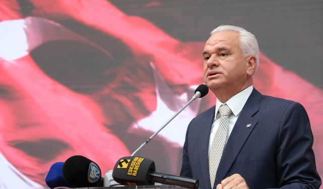 Bankalar  Tüccar ve  Sanayicilere  Destek  Olmalı