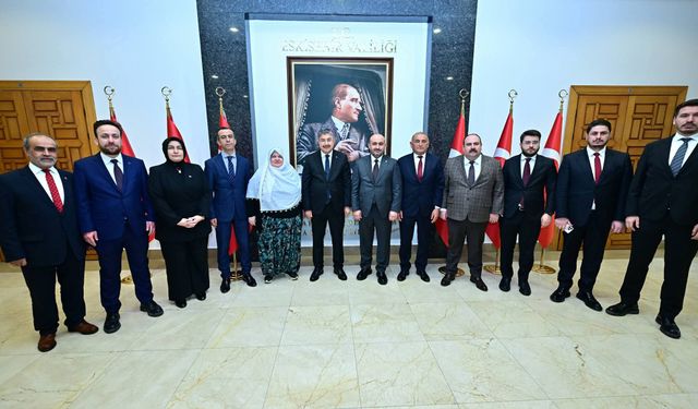 AK Parti'den Vali Yılmaz'a Hayırlı Olsun Ziyareti