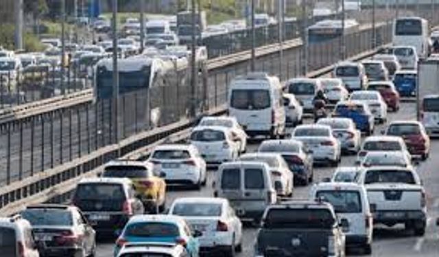 Eskişehir'de trafiğe kayıtlı araç sayısı 395 bin 423'e ulaştı