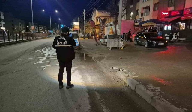 Eskişehir'de alacak verecek kavgası kanlı bitti: 2 yaralı