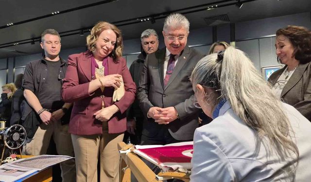 Eskişehir'de 'Emeğin En Kıymetli, Kadın' sergisi kapılarını açtı