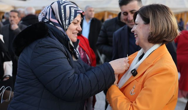 Büyükşehir  Belediyesi  Alpu ’da  Gönüllüleri  Buluşturdu