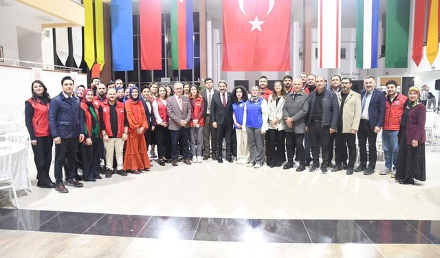 Kampüs iftarları Programı Yoğun katılımla Gerçekleşti