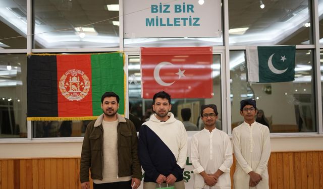 Savaşın Gölgesinde Kardeşlik Sofrası: