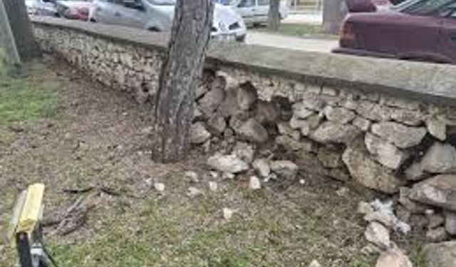 Eskişehir'de 129 yıllık tarihi cami bakımsızlıktan bu hale geldi