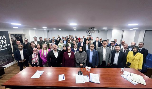 AK Parti'de Olağanüstü Toplantı !