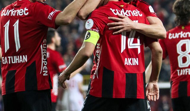 ES -ES'in Rakibi Ayvalık Gücü